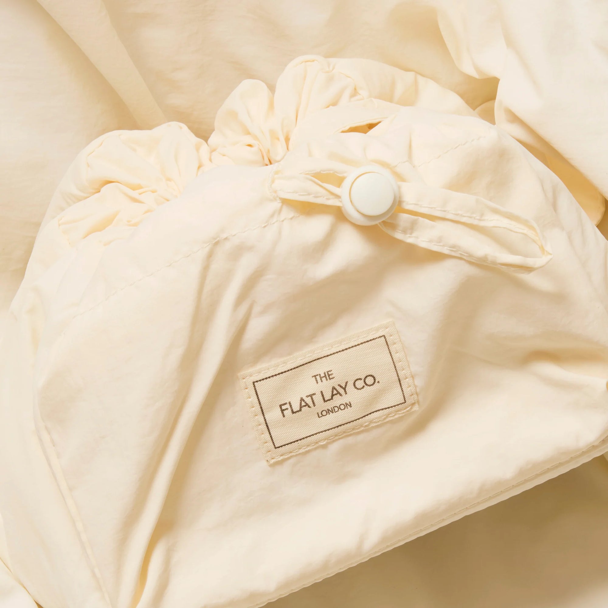 Parachute Drawstring Flat Lay Makeup Bag - Vanilla