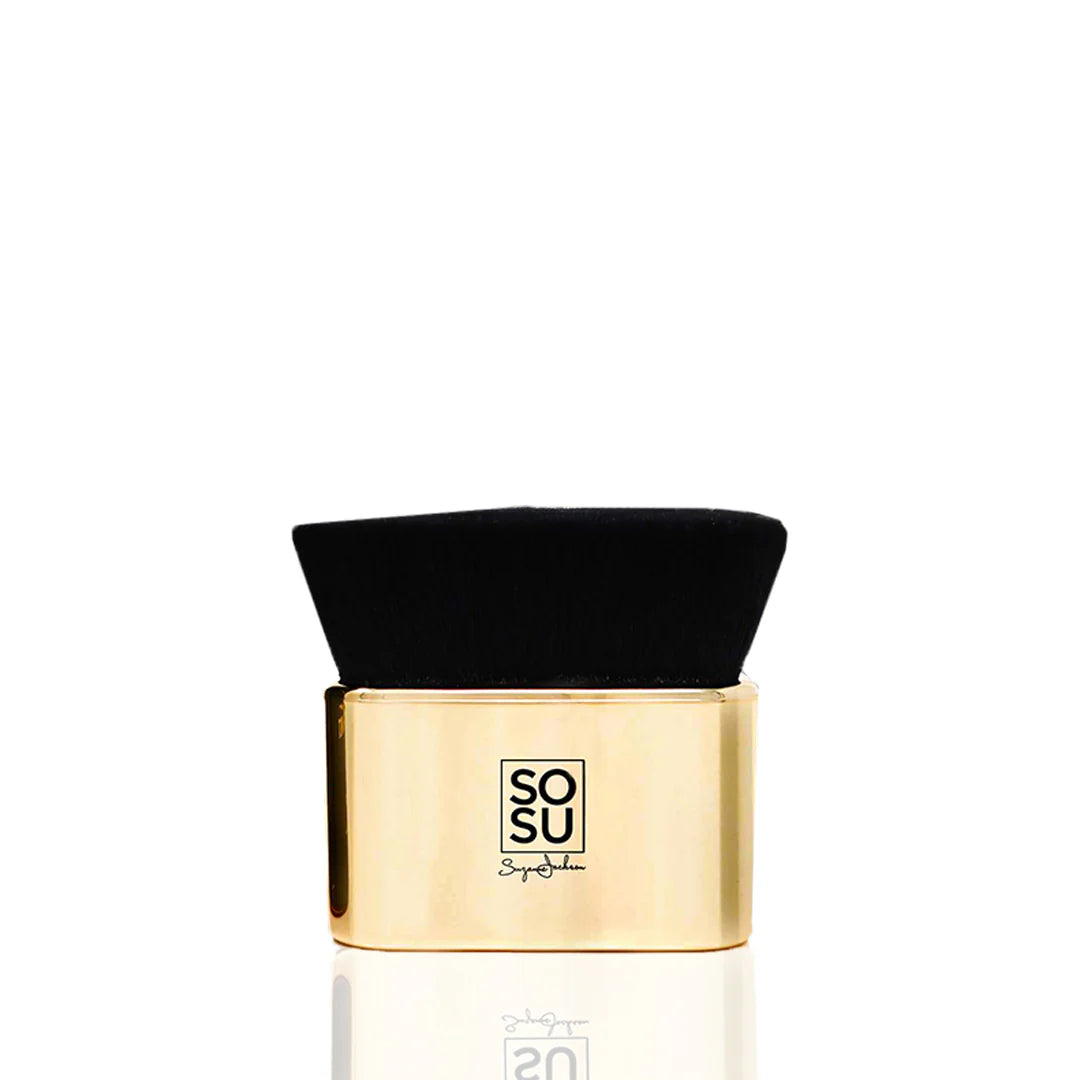 Dripping Gold Body Contouring Kabuki Brush