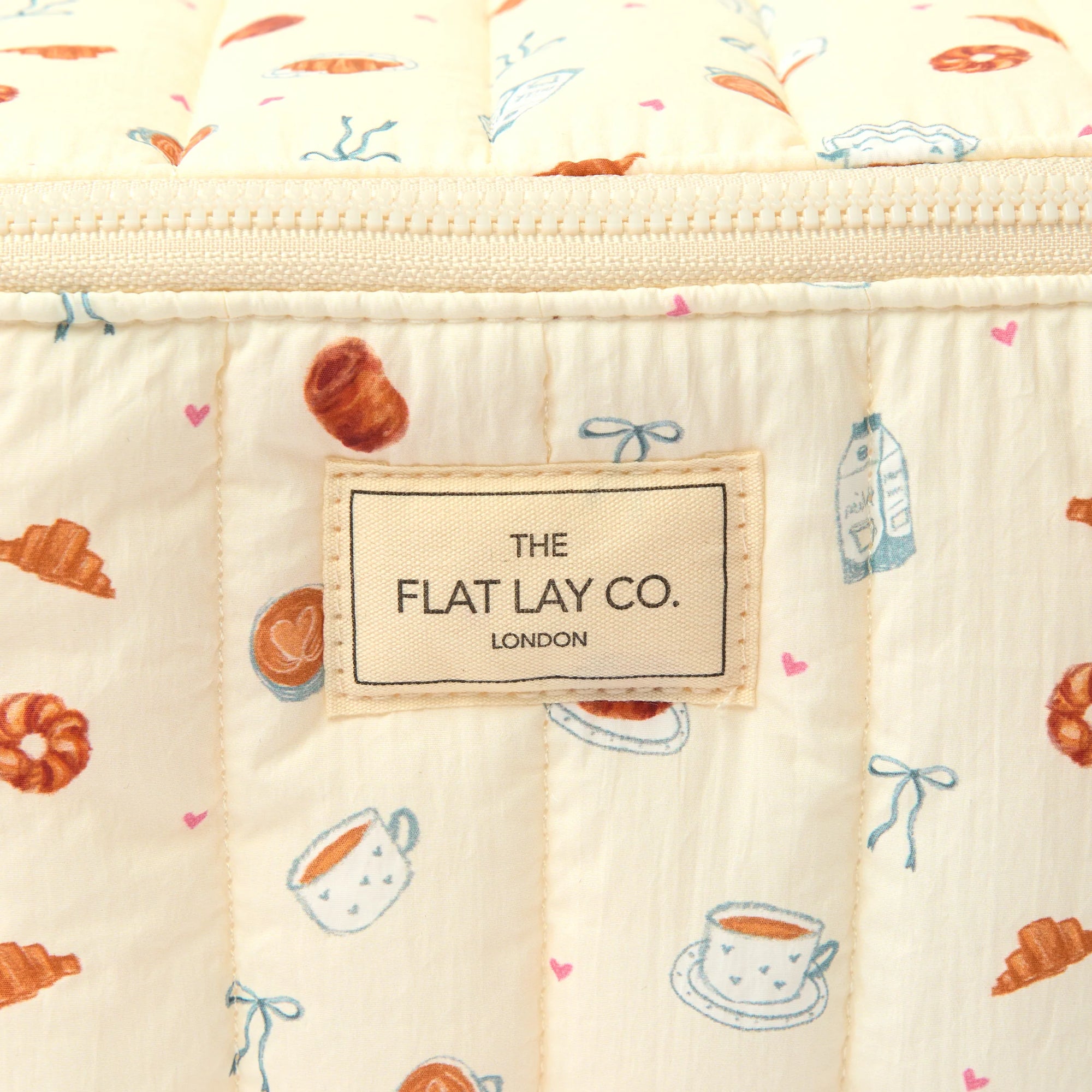 Marshmallow Makeup Box Bag - Patisserie