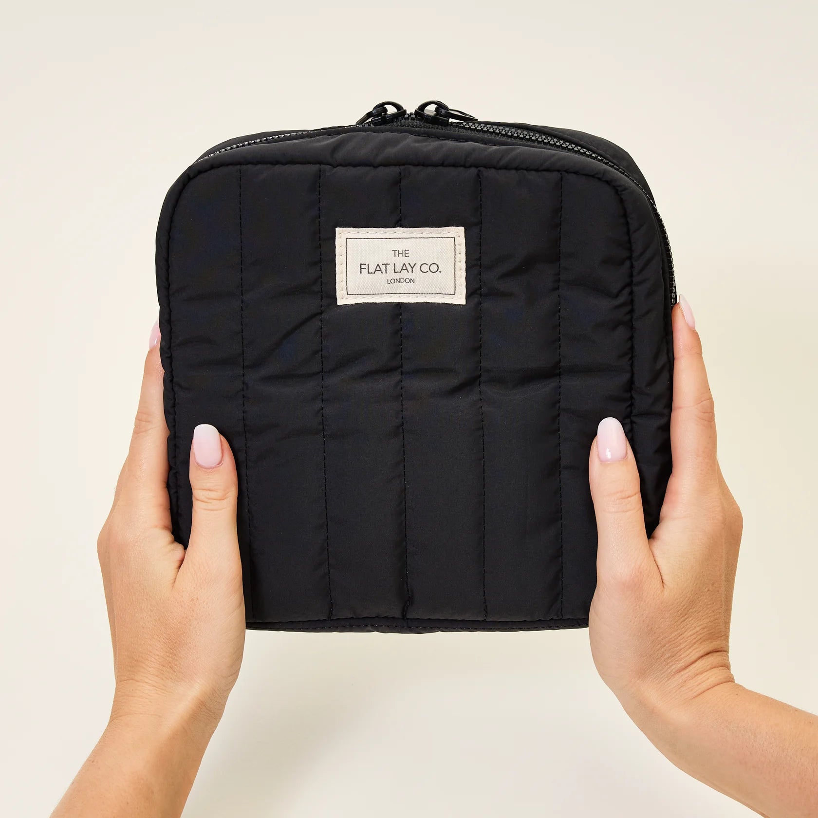 The Showcase (Small) - Classic Black
