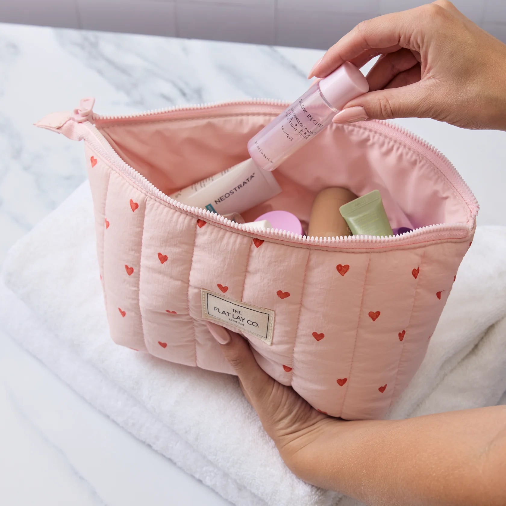 Essential Makeup Pouch - Sweet Pink Hearts