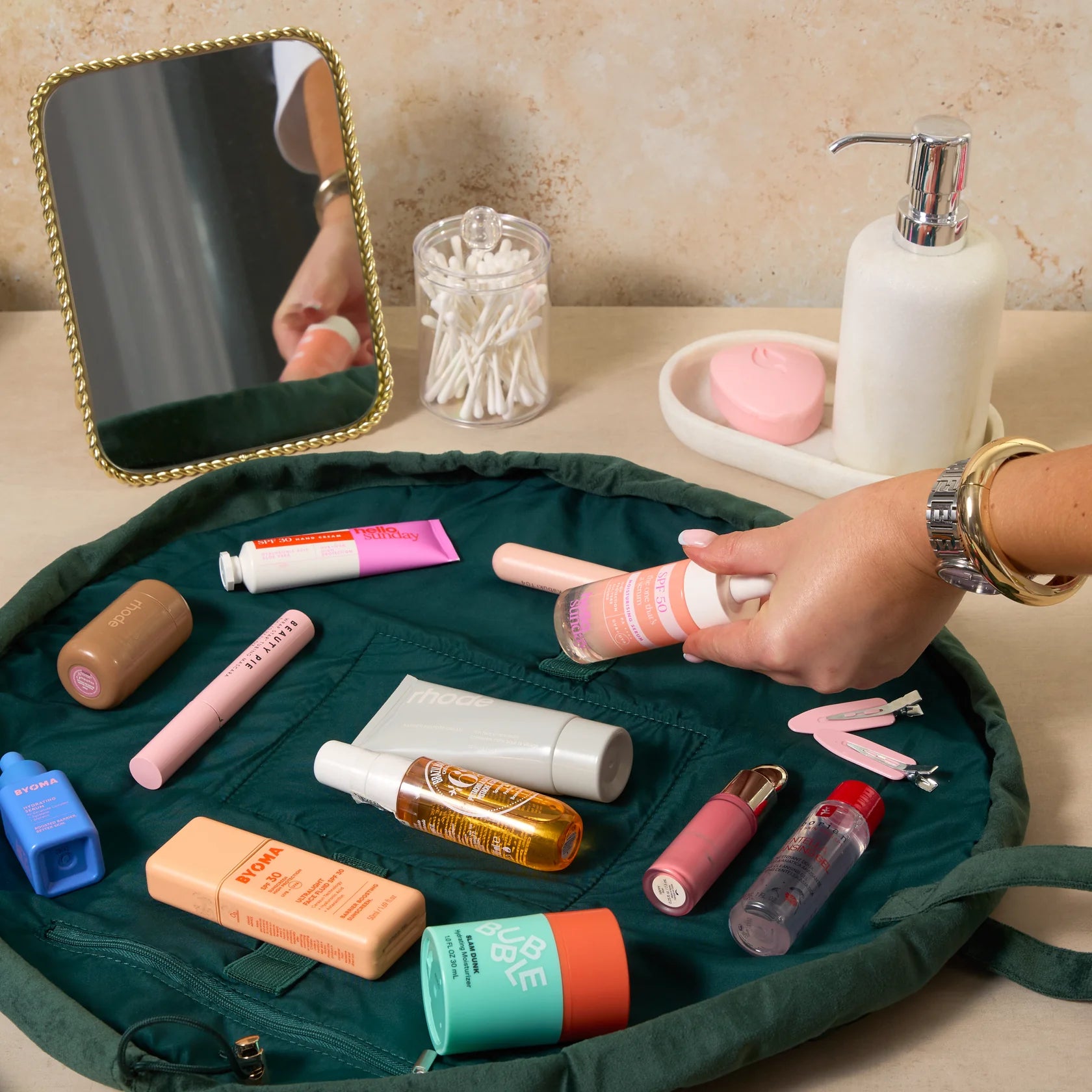 Drawstring Flat Lay Makeup Bag - Green Leaves