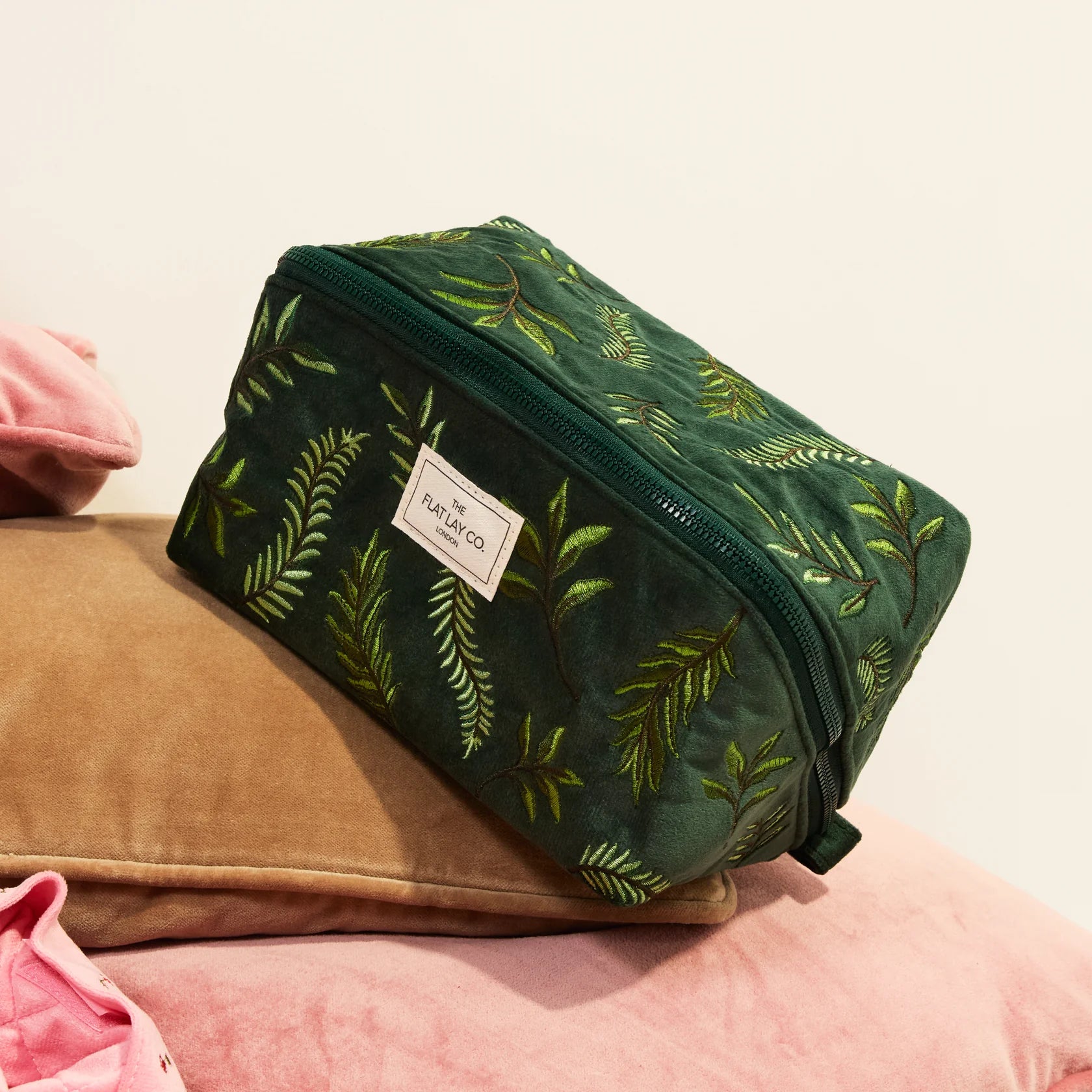 Makeup Box Bag - Green Leaves